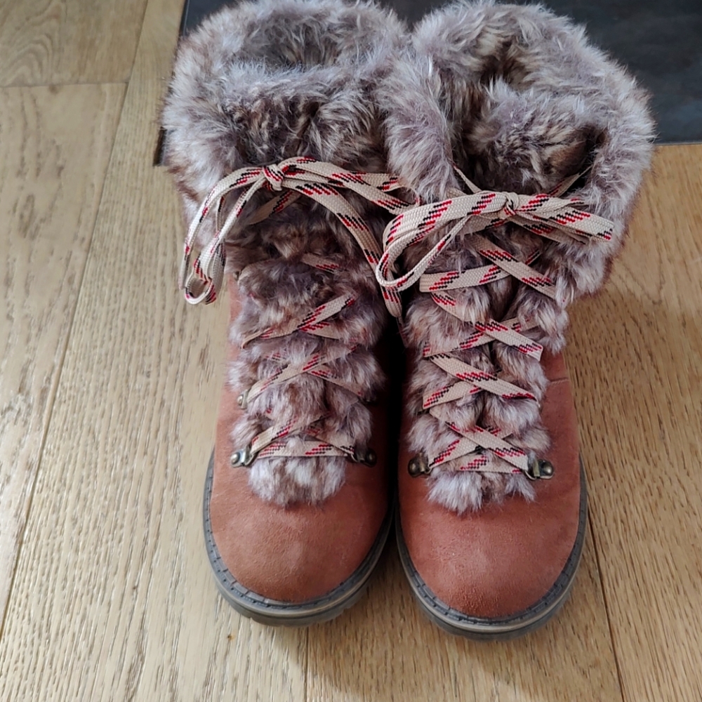 Ankle boots